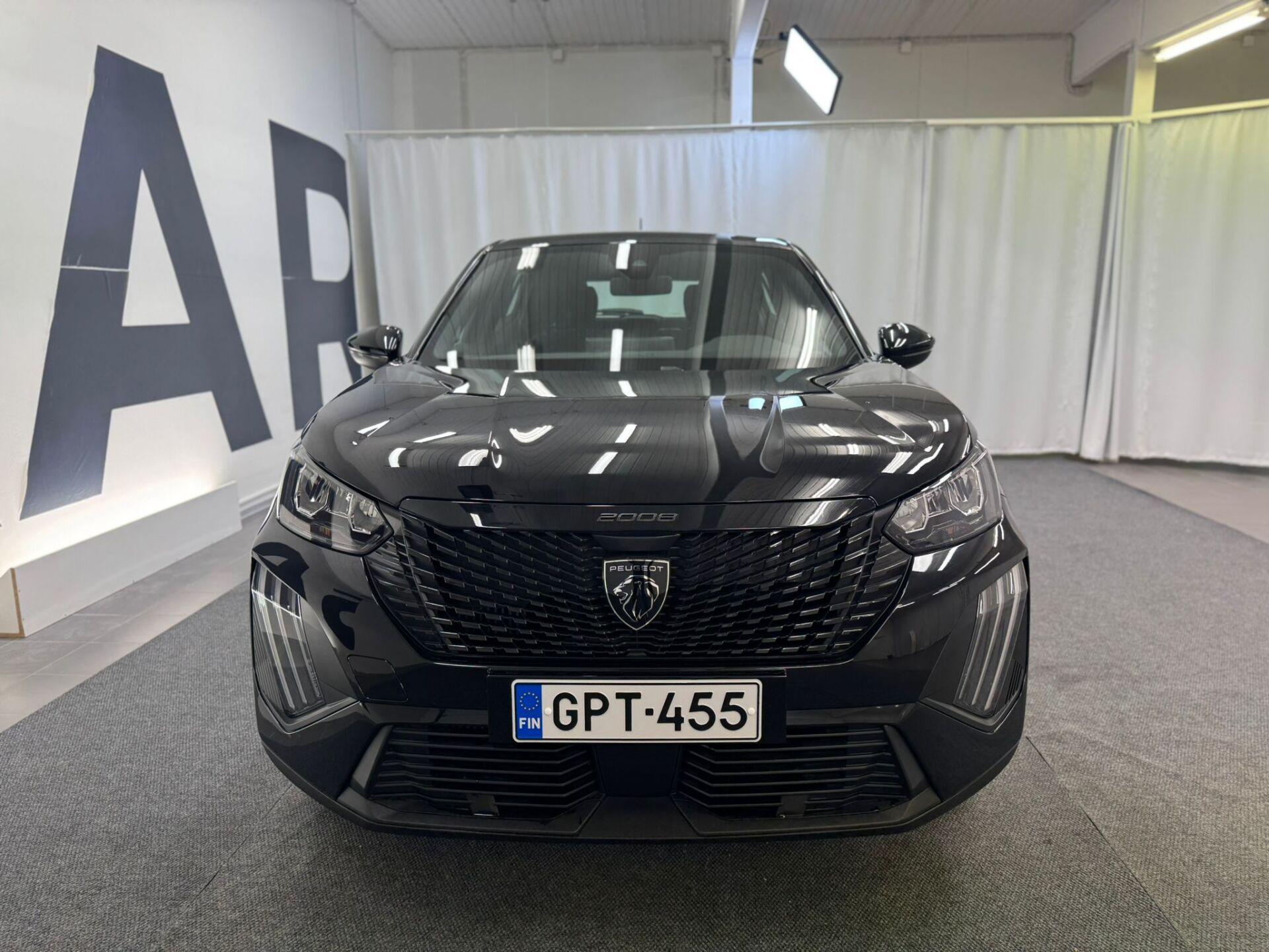 PEUGEOT 2008 2023
