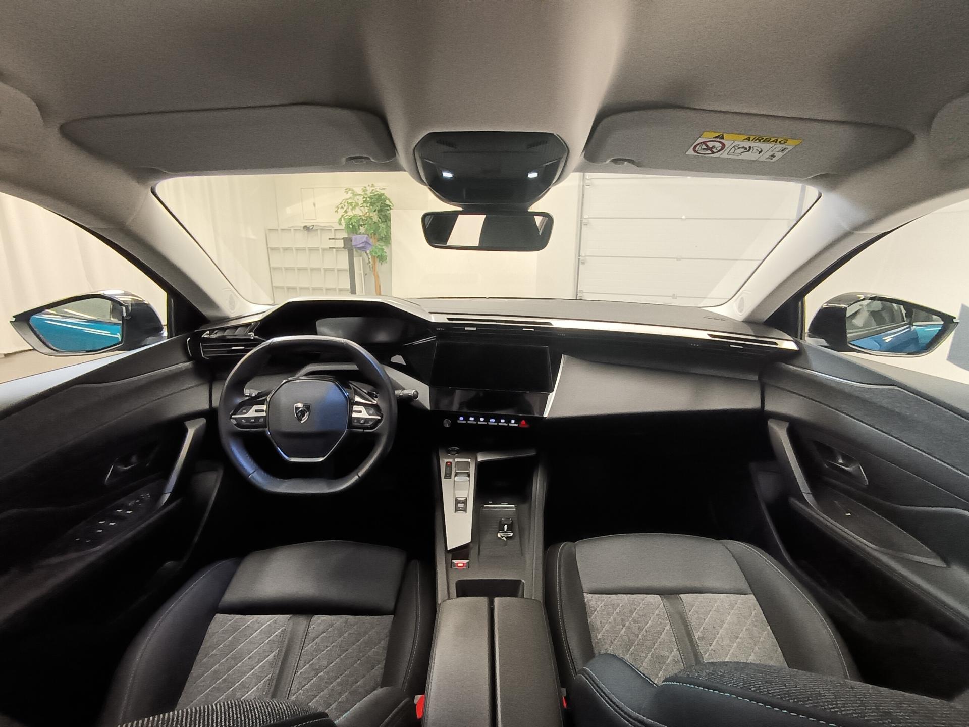 PEUGEOT 408 2023