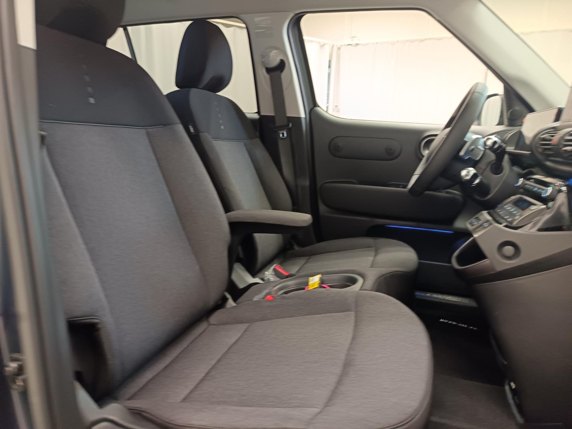 HYUNDAI Inster 2026