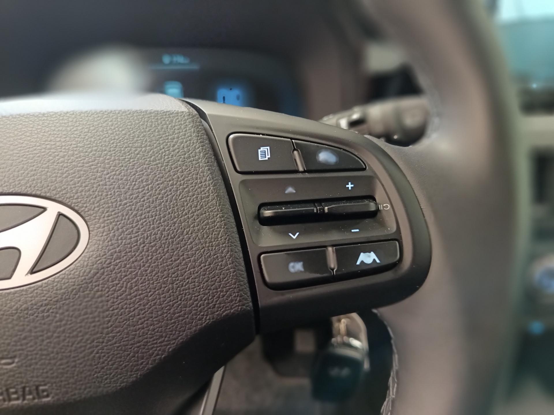 HYUNDAI i10 2024