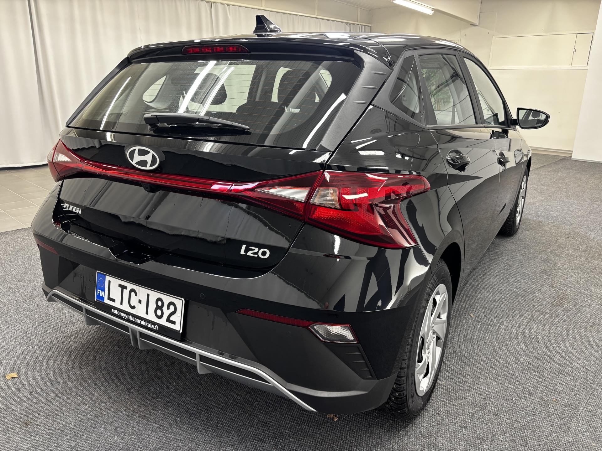 HYUNDAI i20 2025