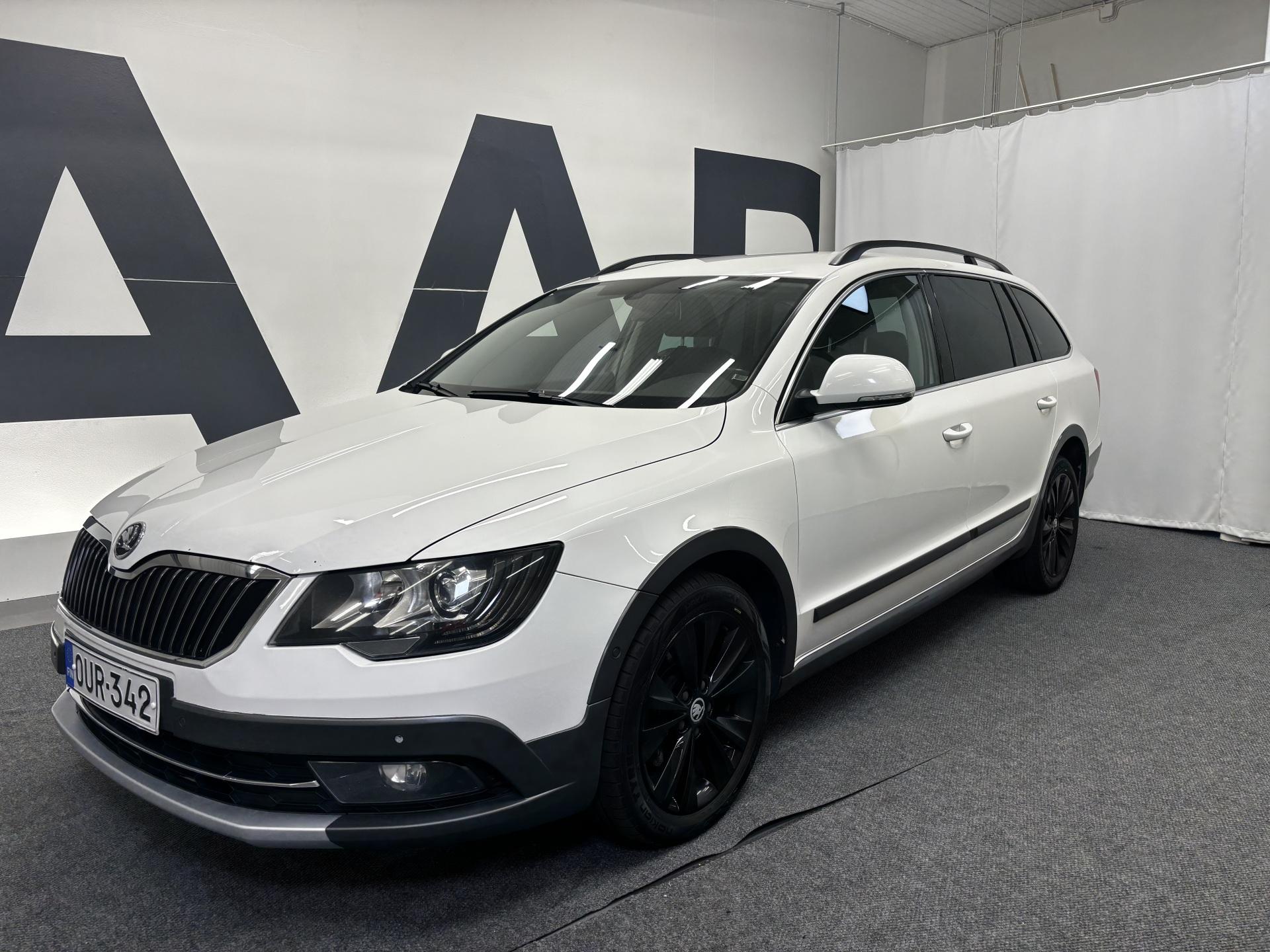 SKODA Superb 2014