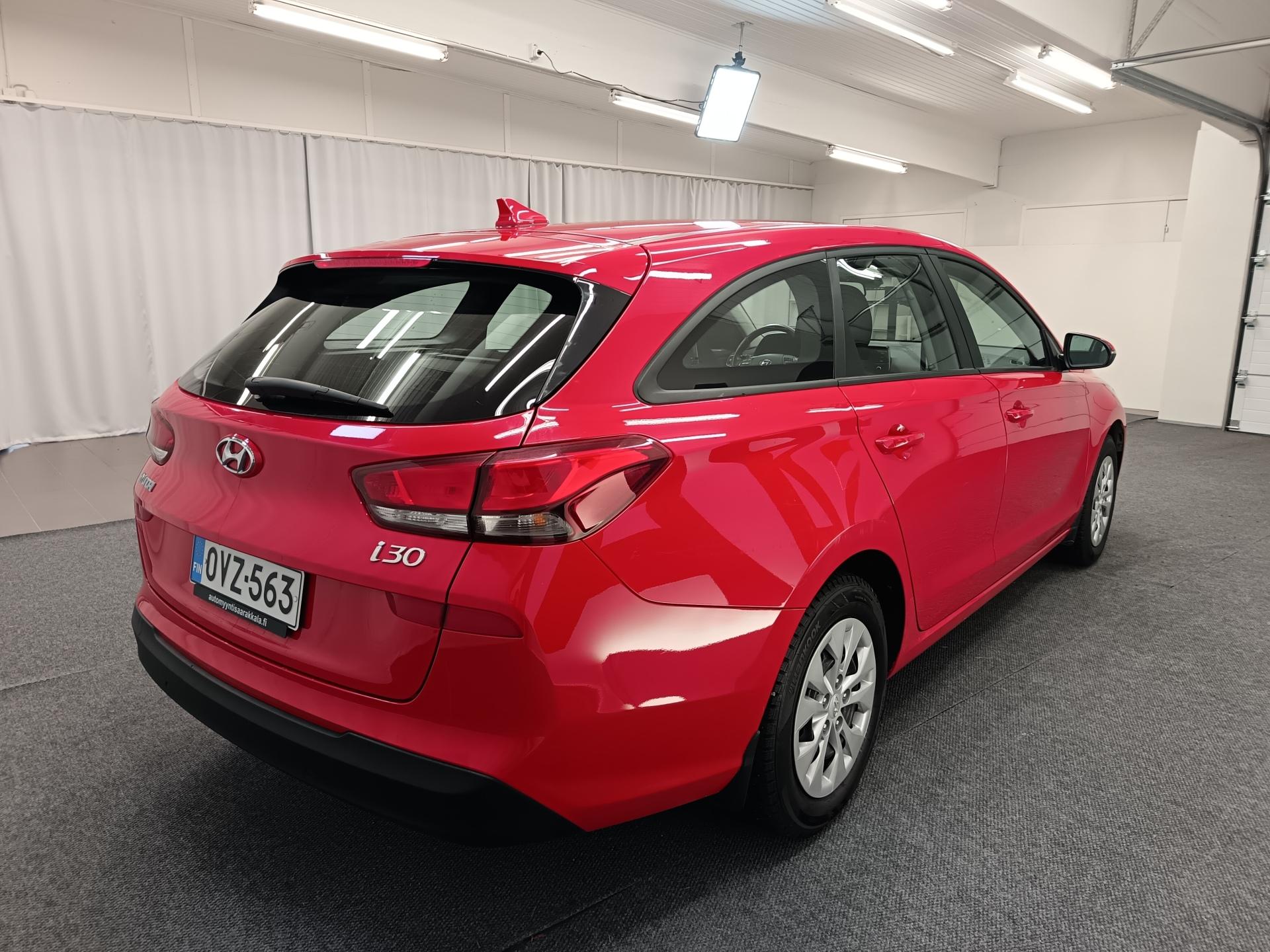 HYUNDAI i30 2021
