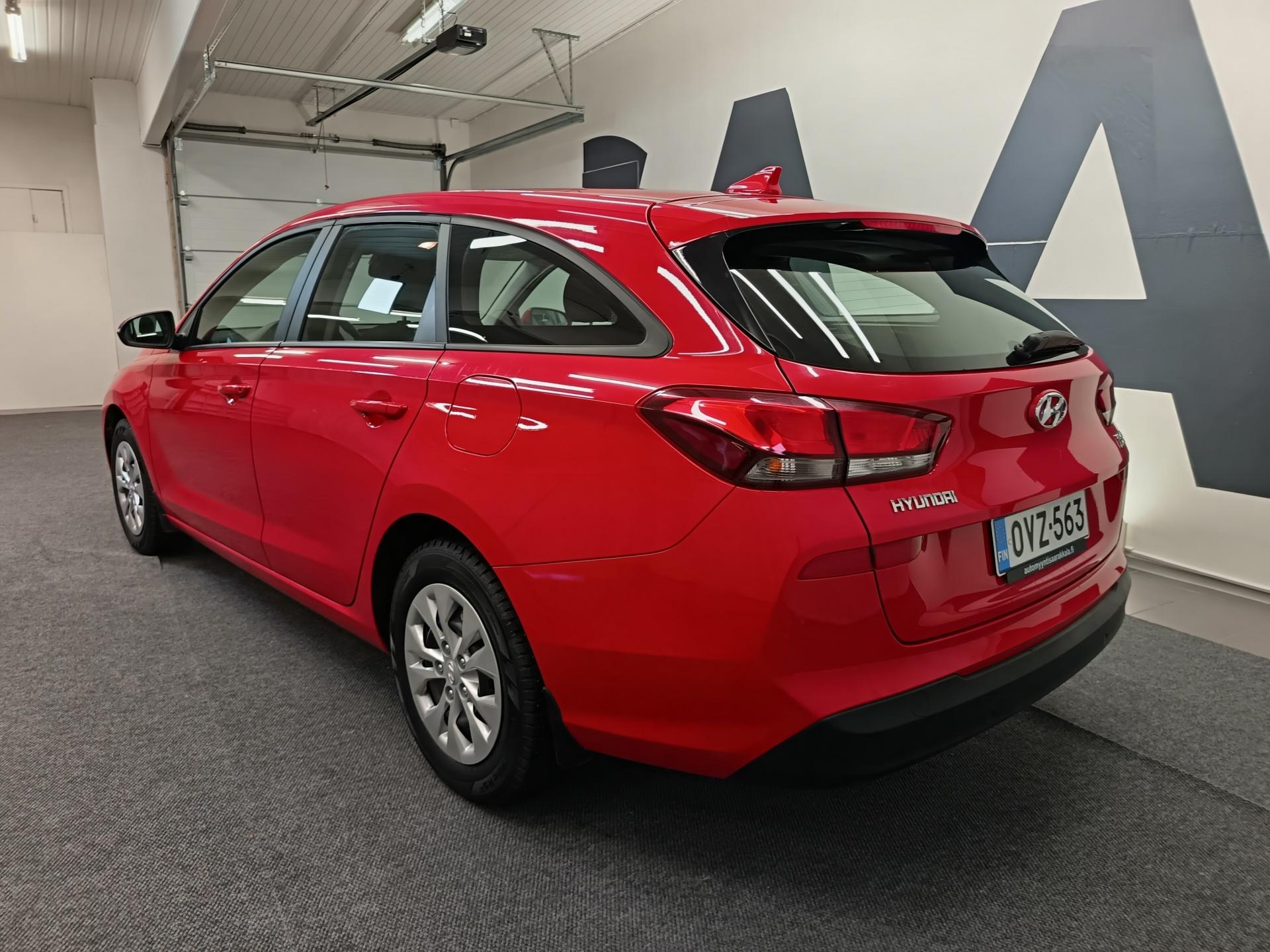 HYUNDAI i30 2021