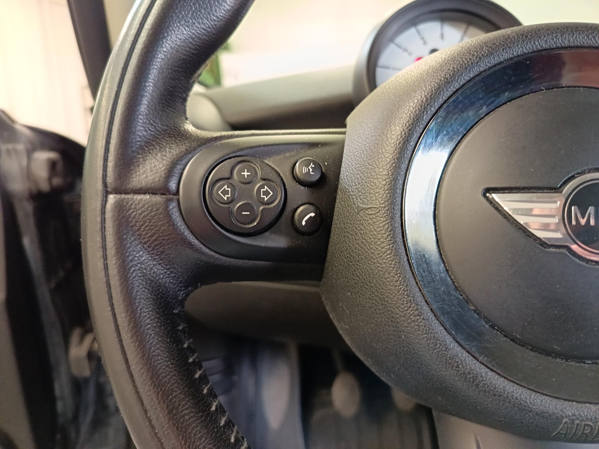 MINI Cooper 2010