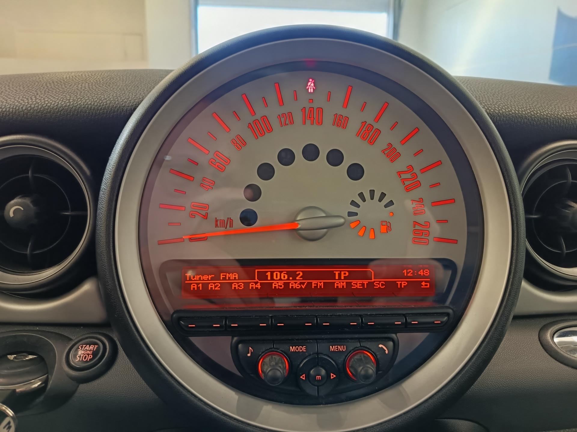 MINI Cooper 2010