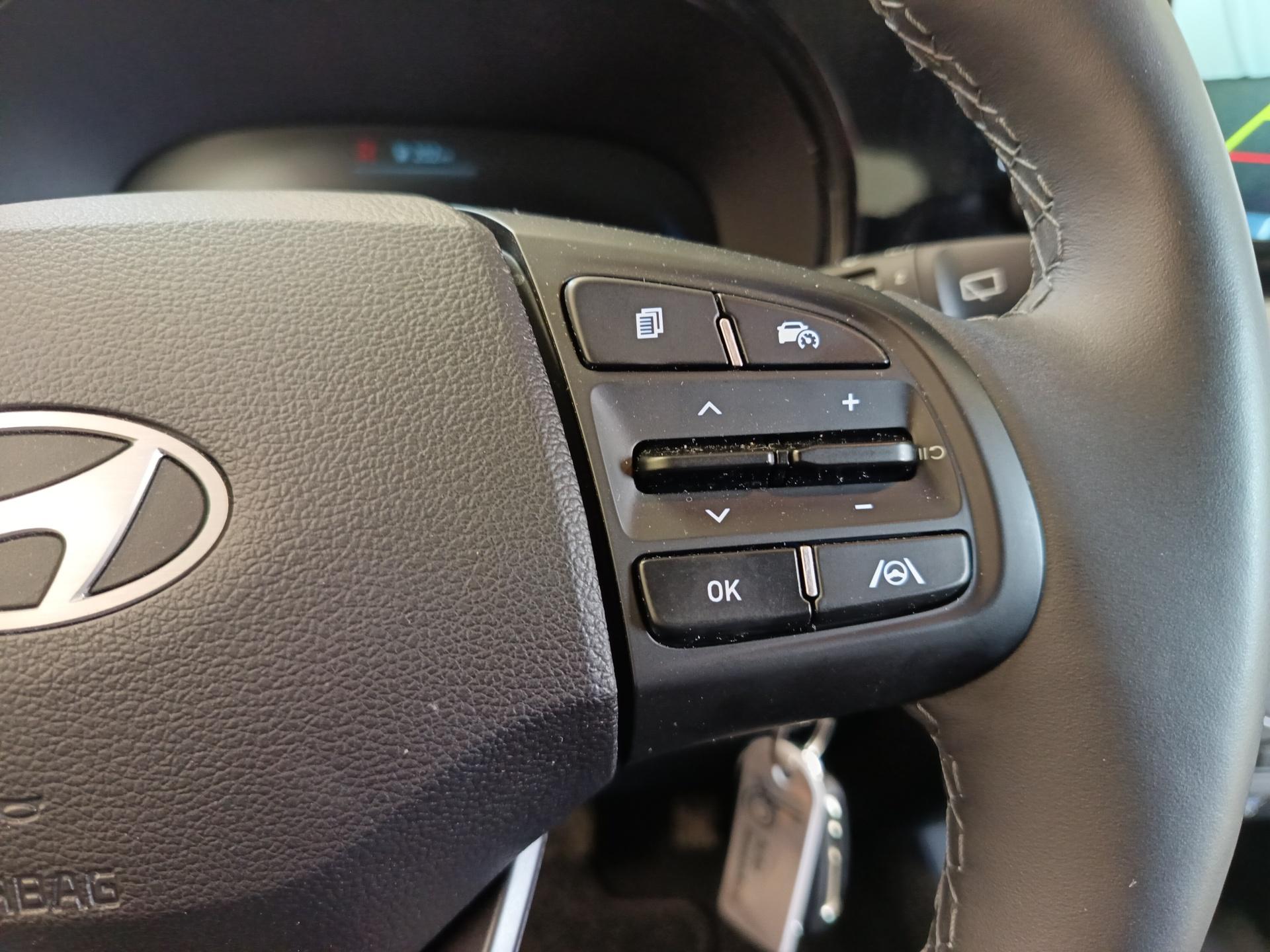 HYUNDAI i10 2024