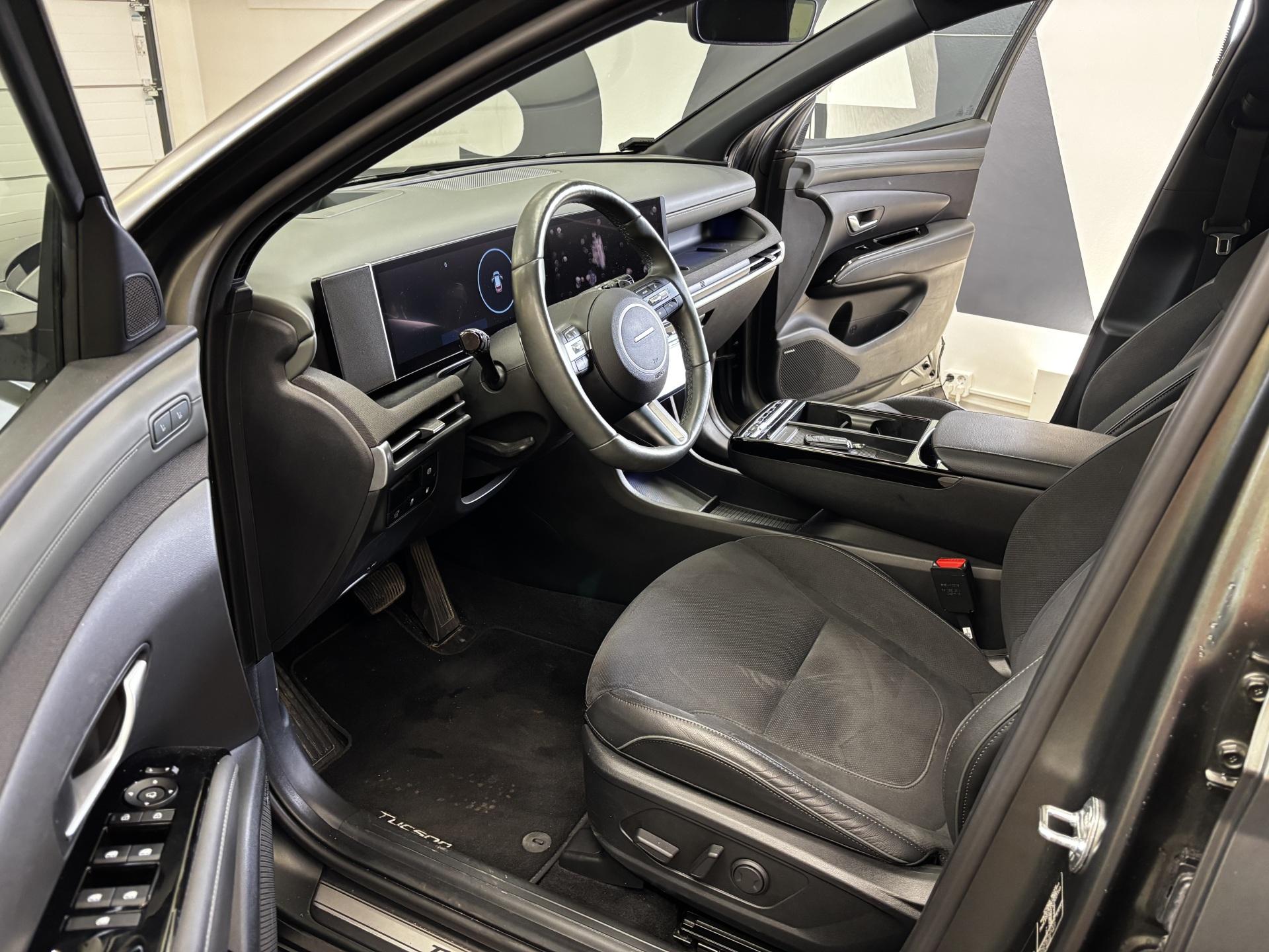 HYUNDAI Tucson 2025