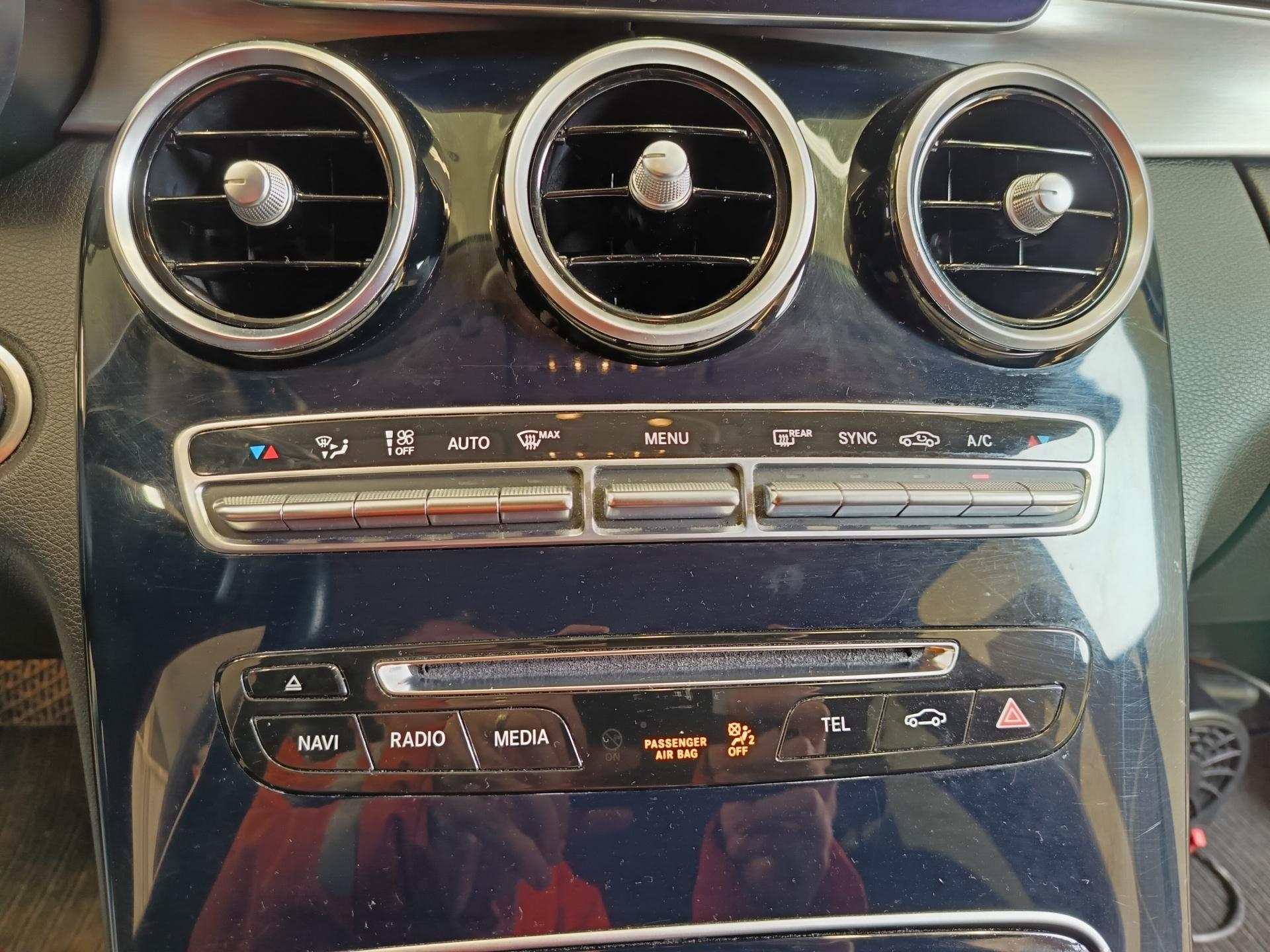 MERCEDES-BENZ C 2016