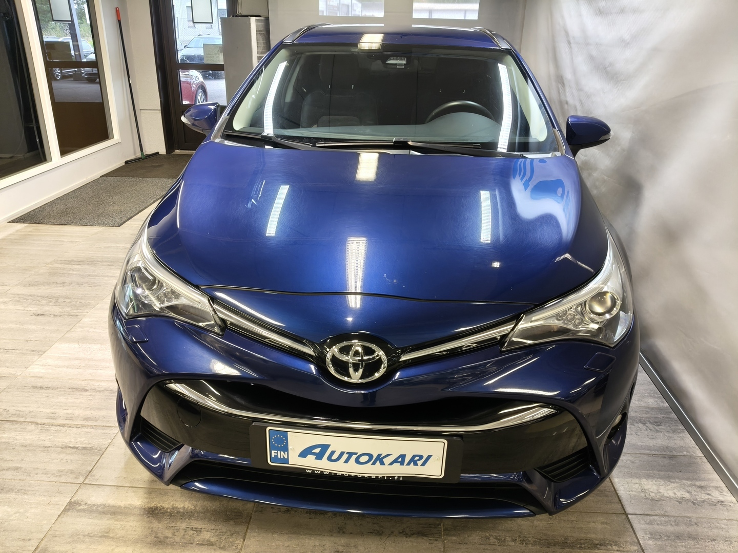 TOYOTA Avensis 2