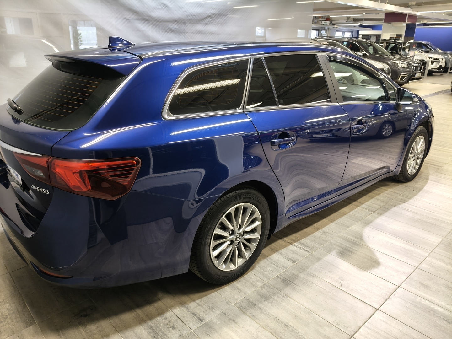 TOYOTA Avensis 6