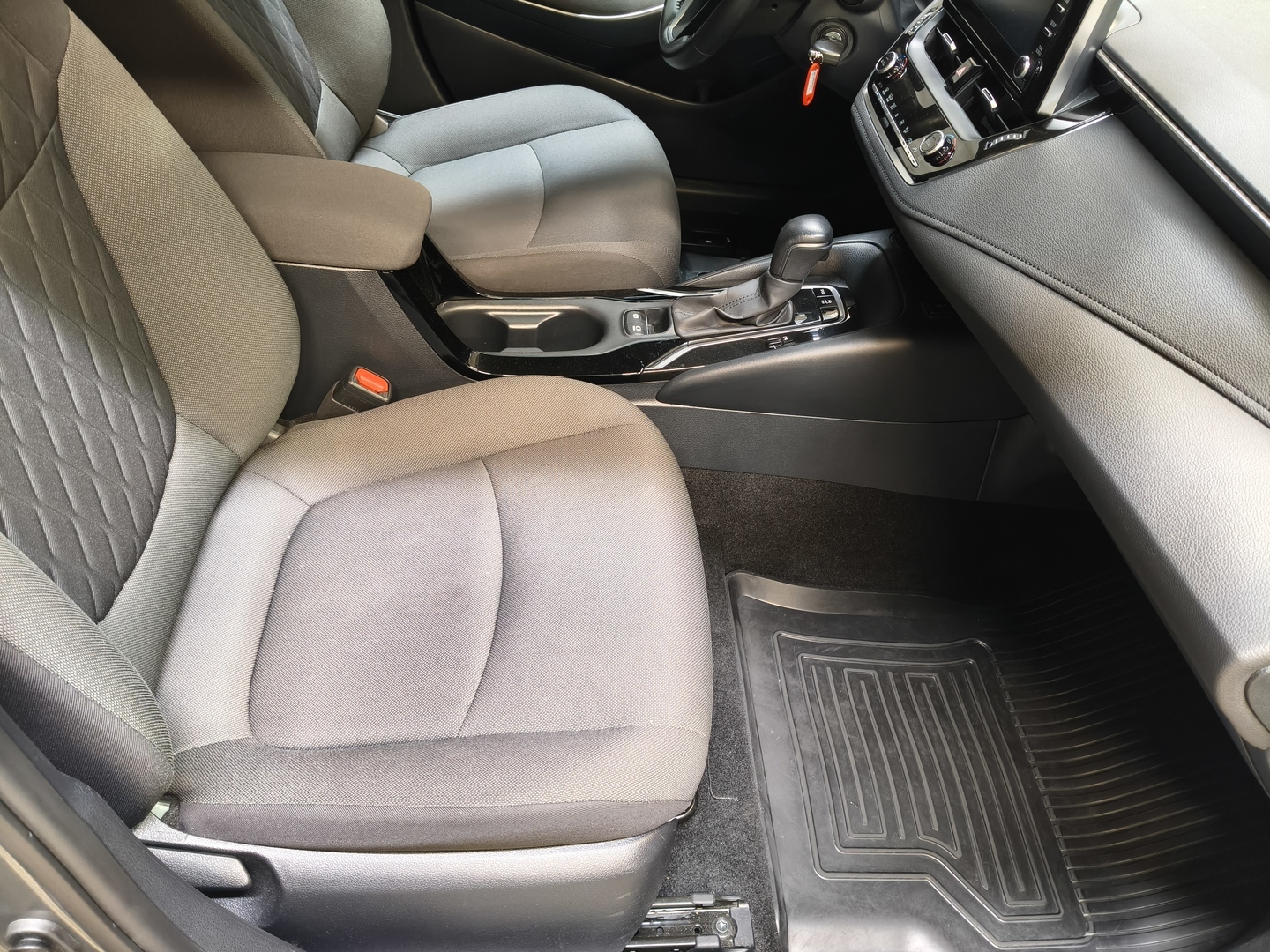 TOYOTA Corolla 11
