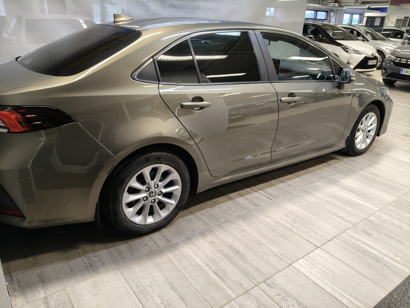 TOYOTA Corolla 5