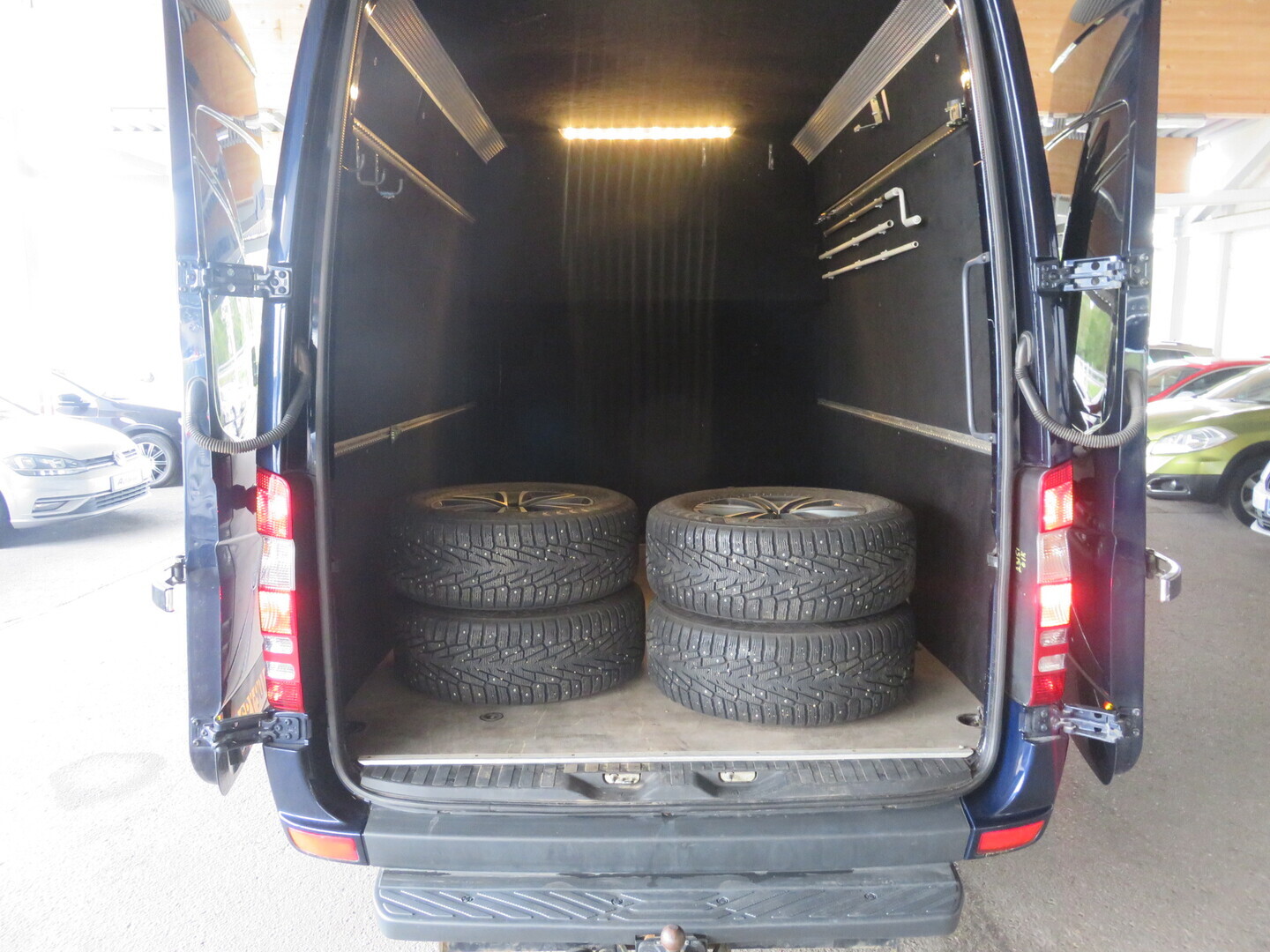 MERCEDES-BENZ Sprinter 19
