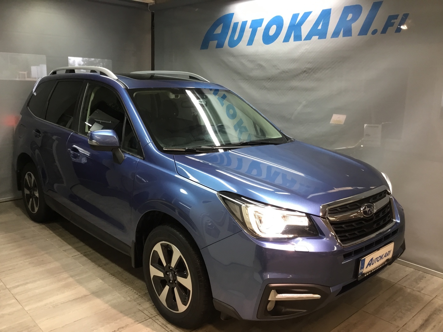 SUBARU Forester 1