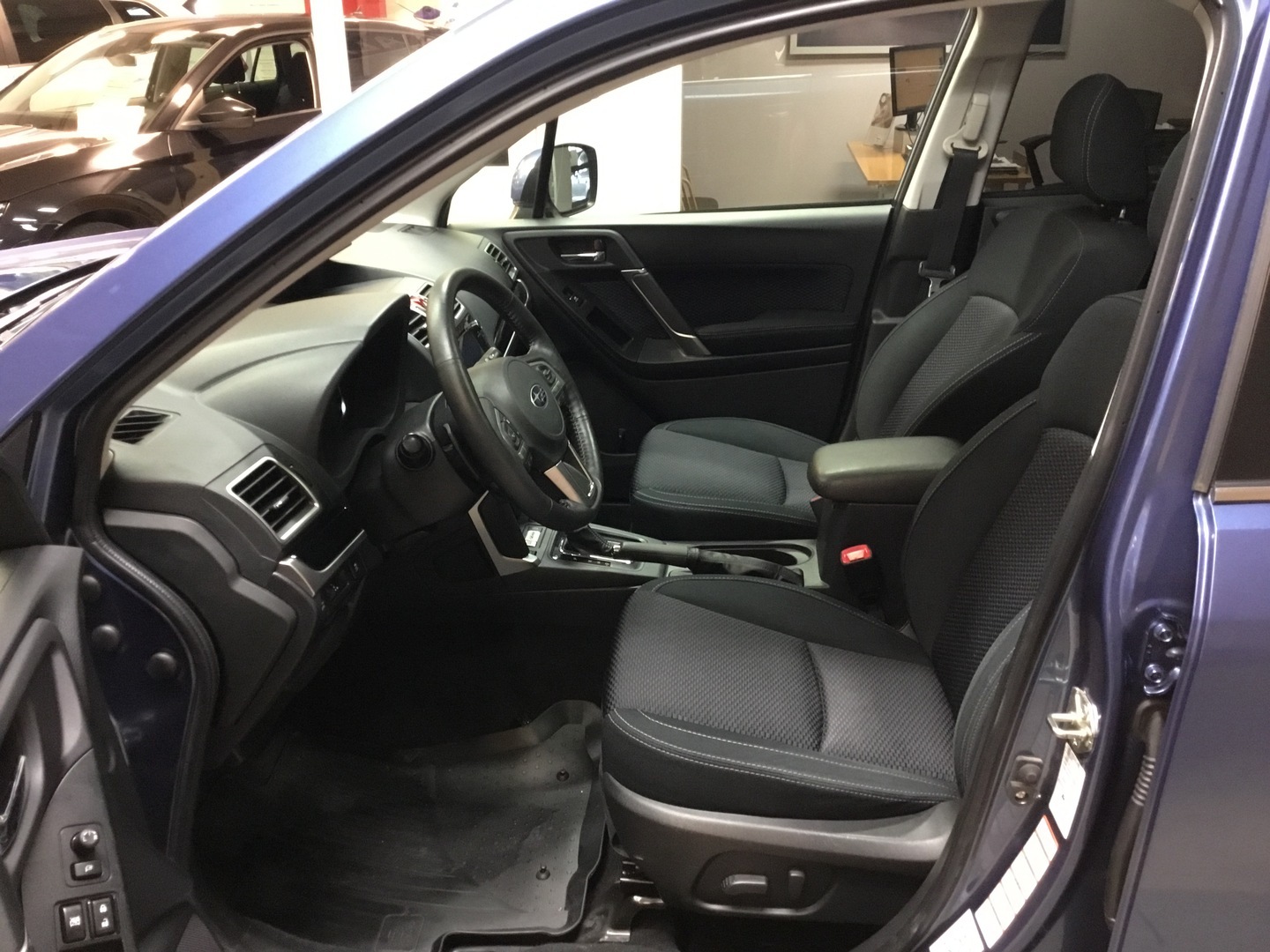 SUBARU Forester 7