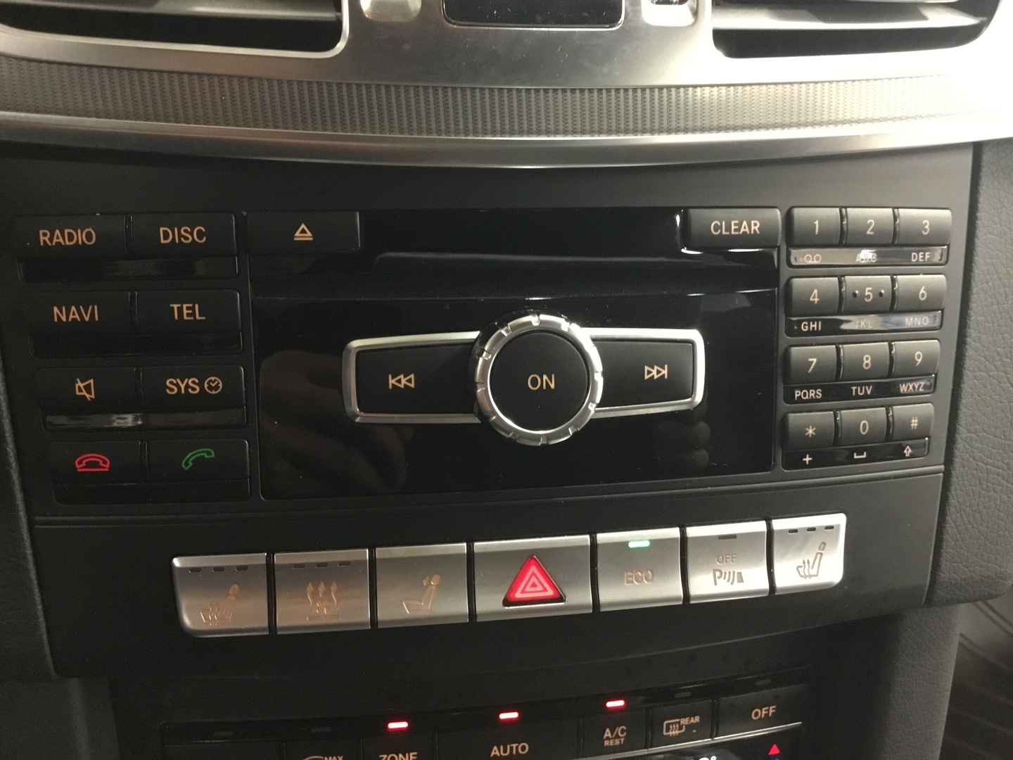 MERCEDES-BENZ E 13