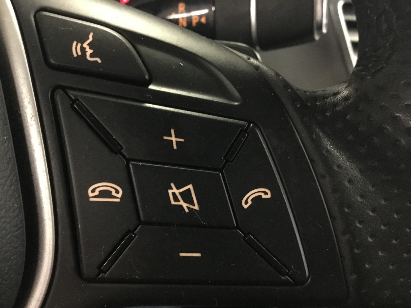 MERCEDES-BENZ E 15