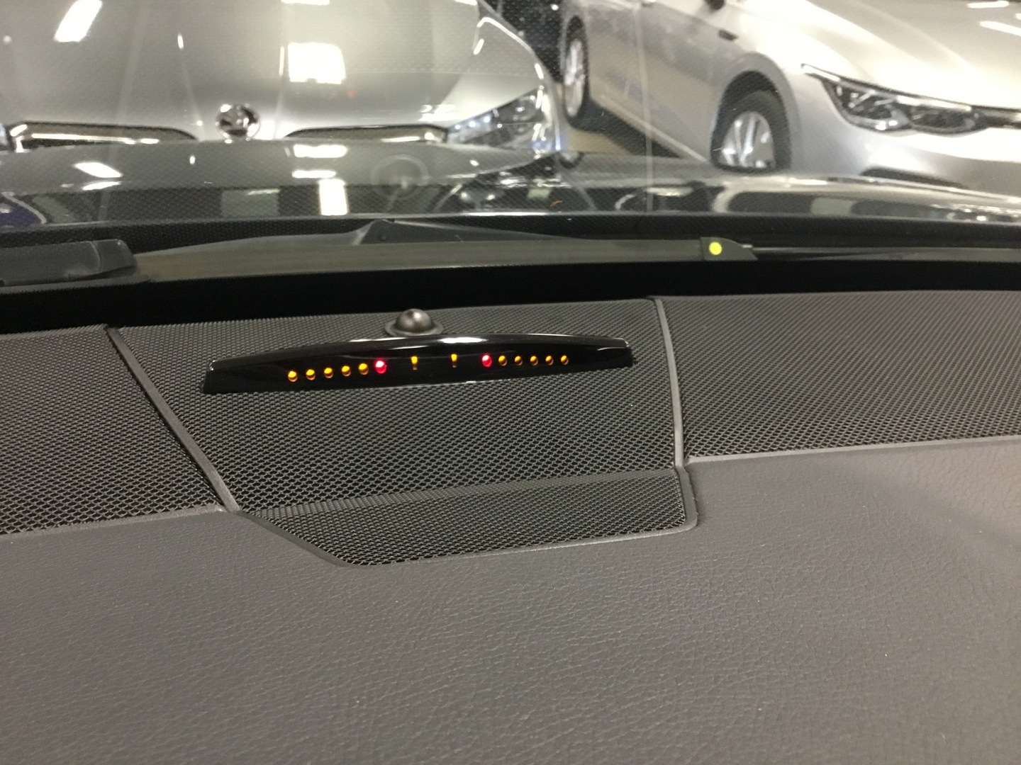 MERCEDES-BENZ E 19