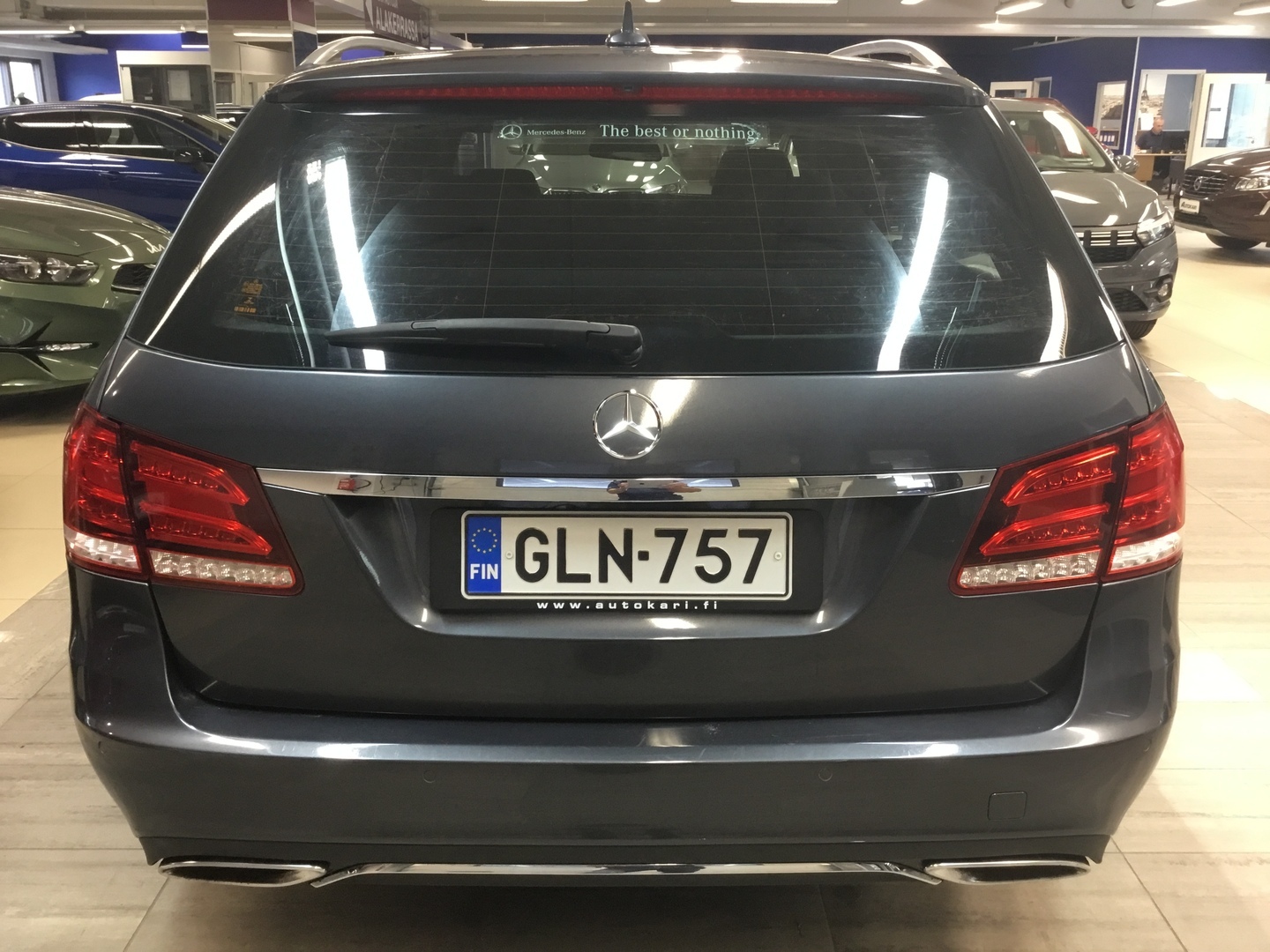 MERCEDES-BENZ E 6