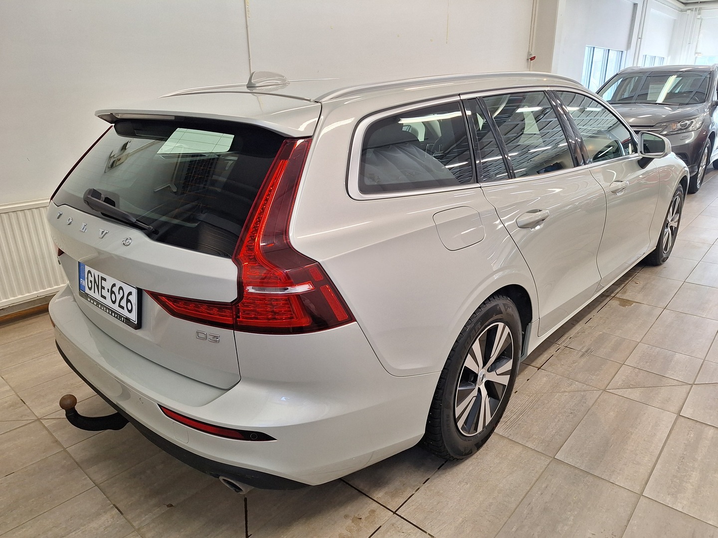 VOLVO V60 4