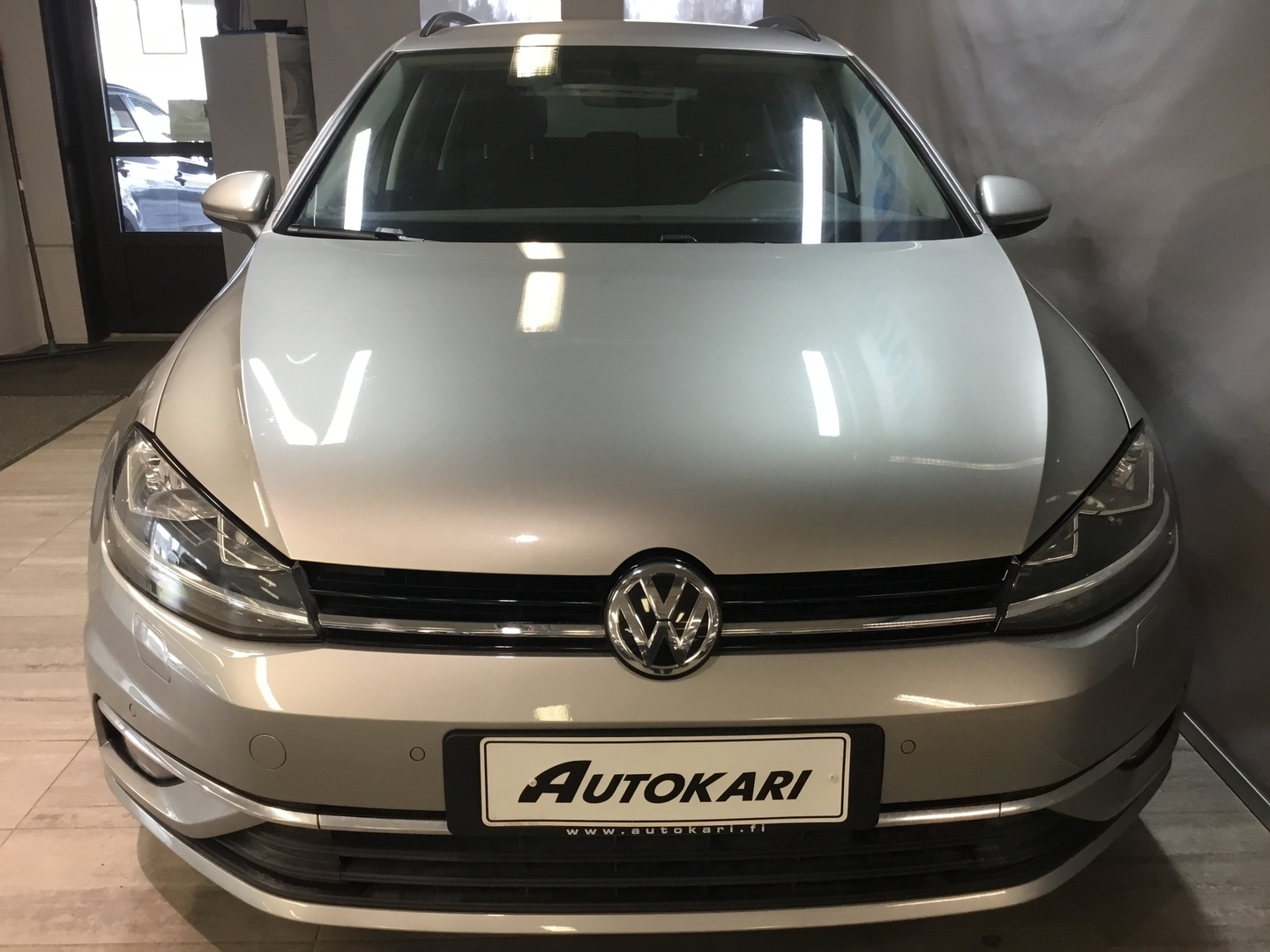 VOLKSWAGEN Golf 5