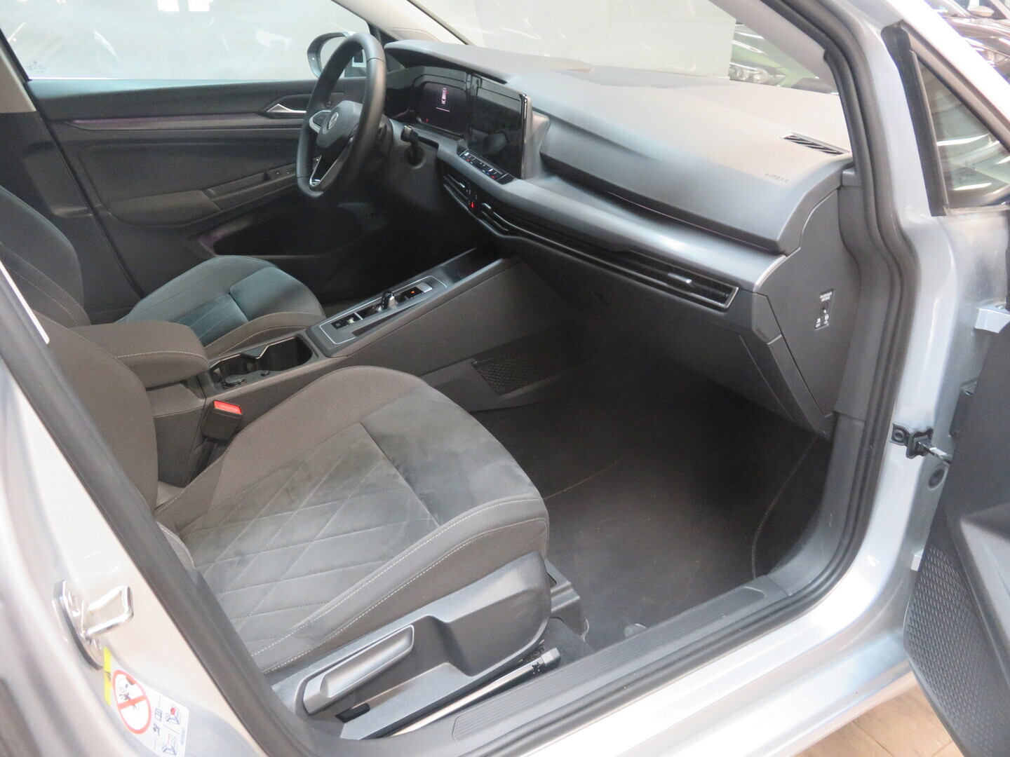 VOLKSWAGEN Golf 12