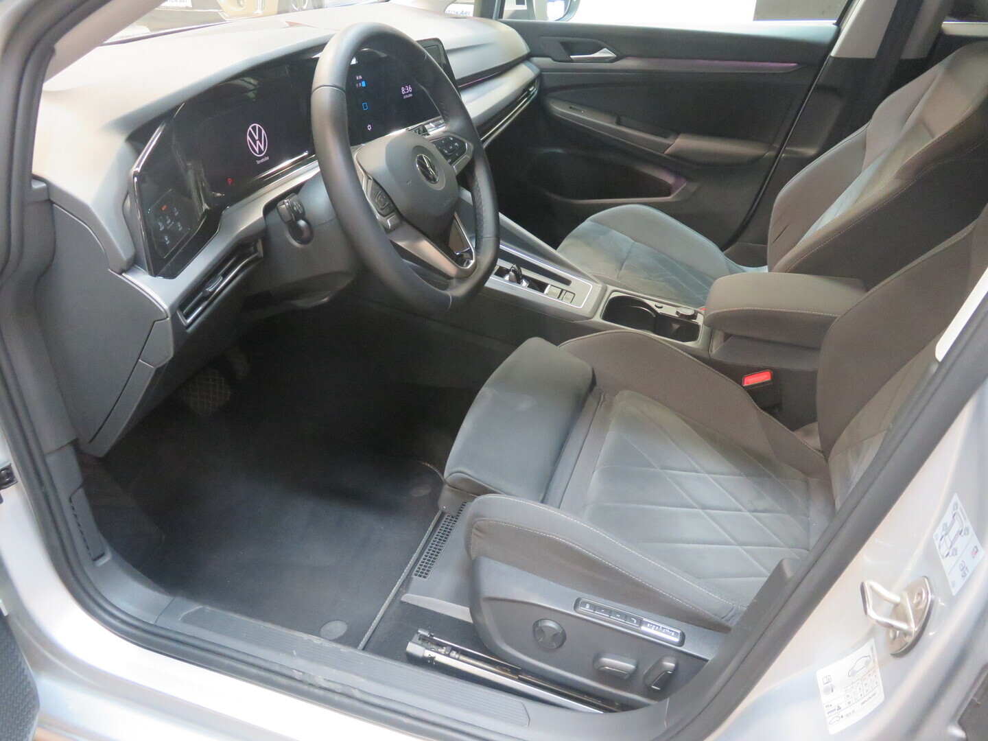 VOLKSWAGEN Golf 4
