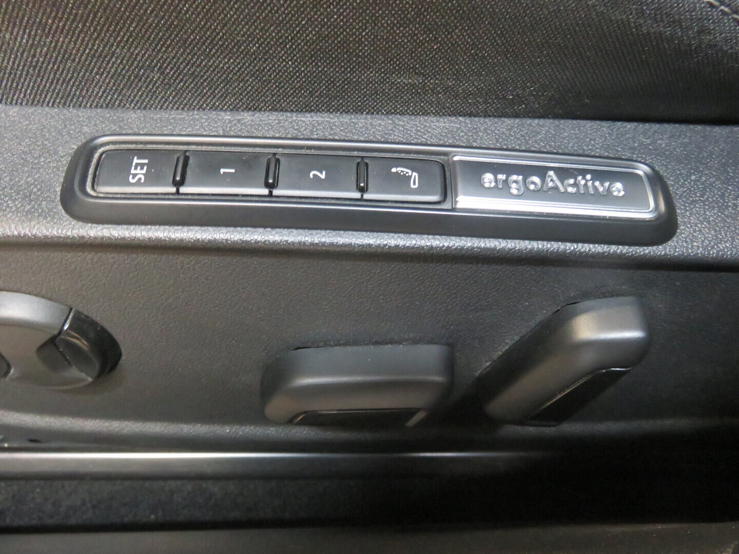 VOLKSWAGEN Golf 5
