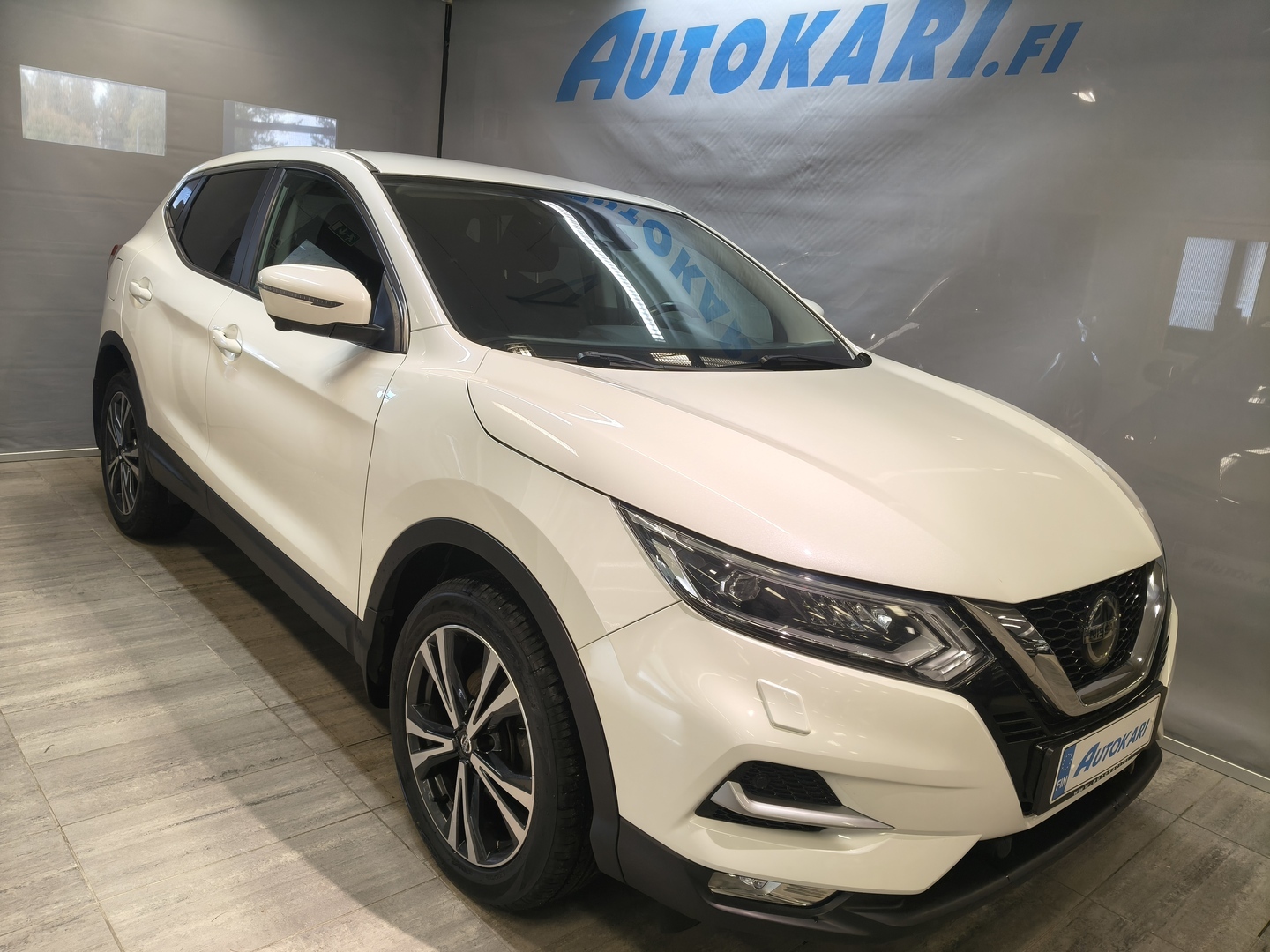 NISSAN Qashqai 1
