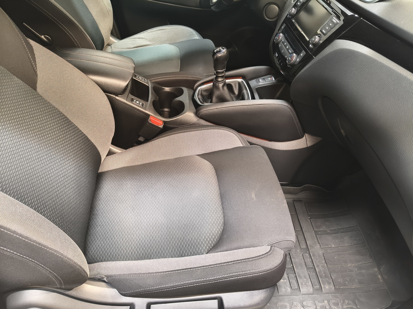 NISSAN Qashqai 13
