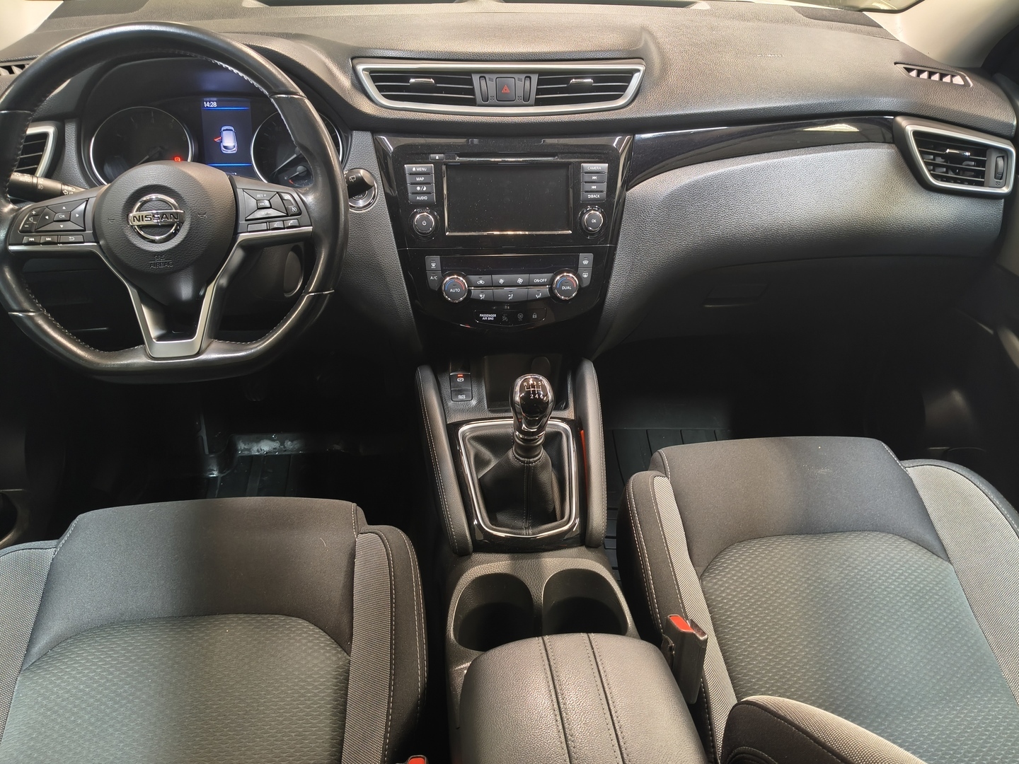NISSAN Qashqai 9