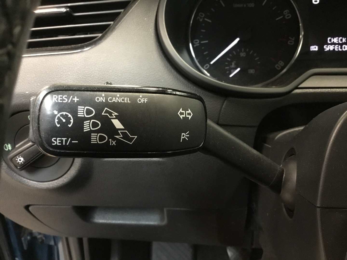 SKODA Octavia 12