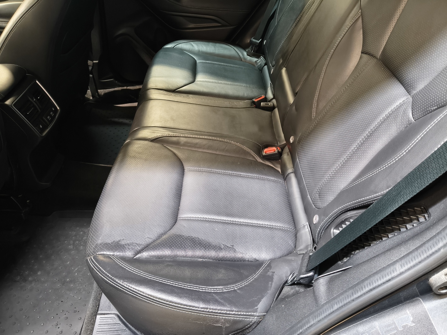 SUBARU Forester 17