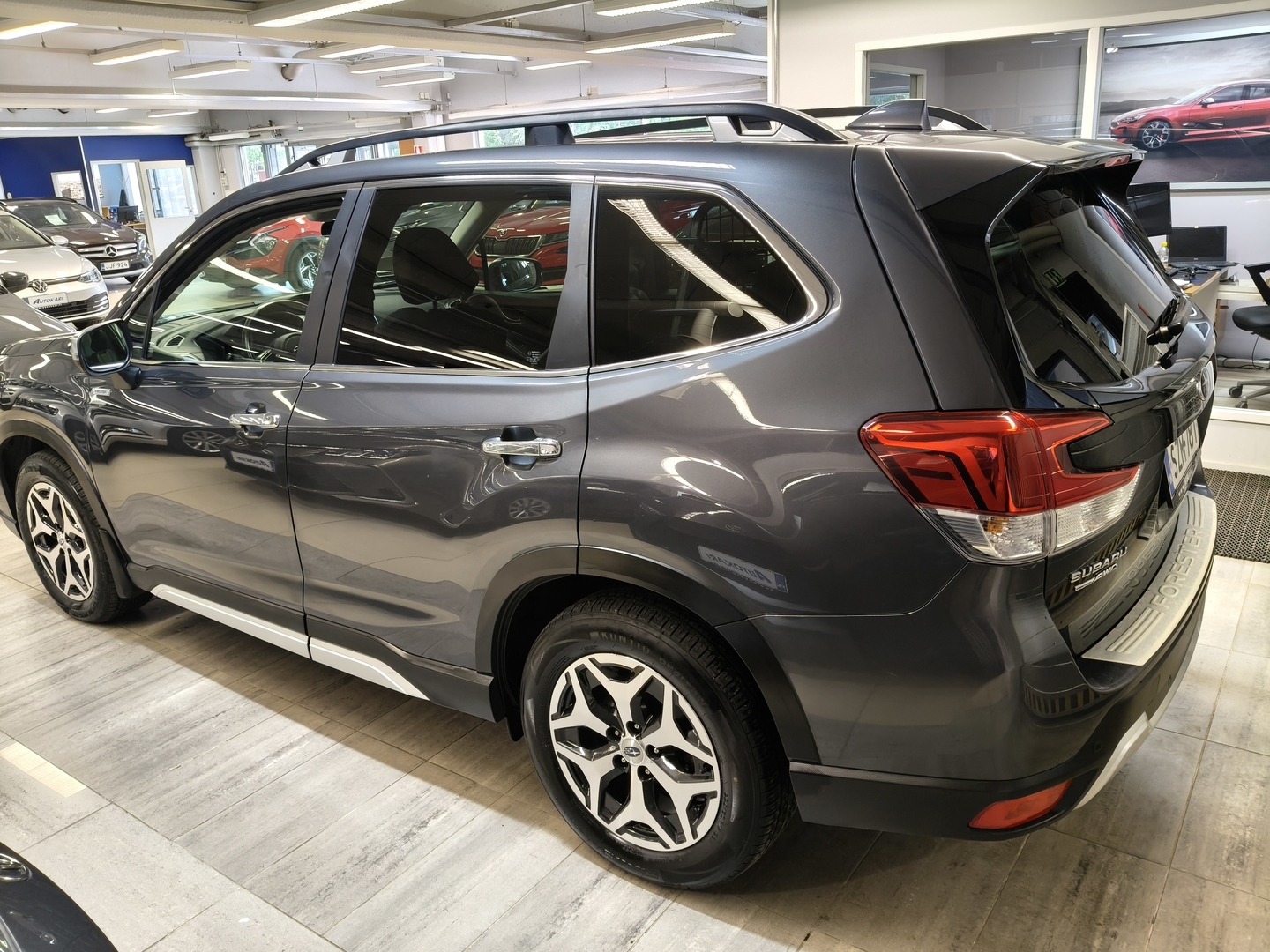 SUBARU Forester 4