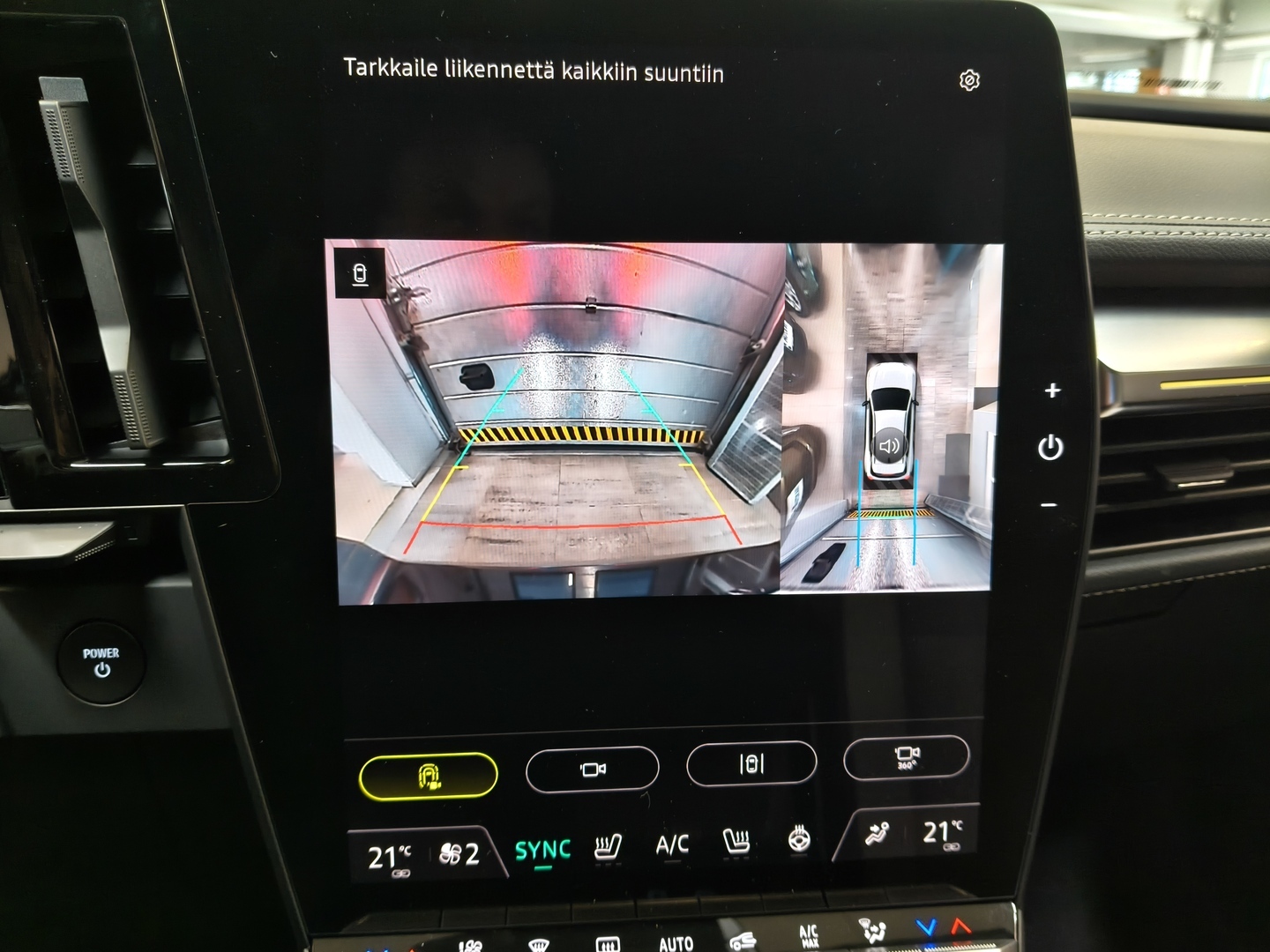 MITSUBISHI Eclipse Cross 12