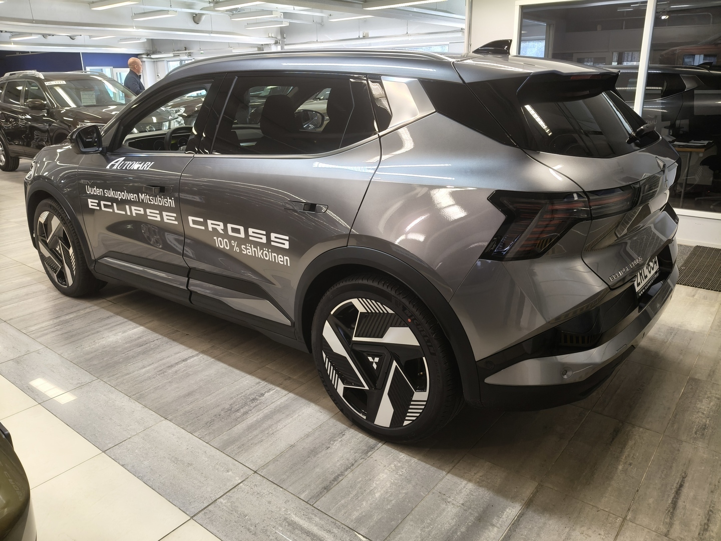 MITSUBISHI Eclipse Cross 4