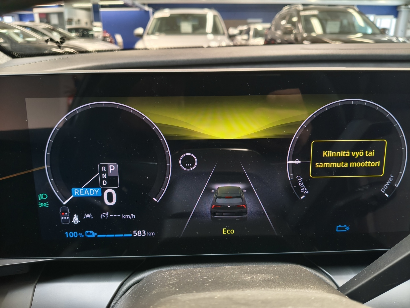 MITSUBISHI Eclipse Cross 9