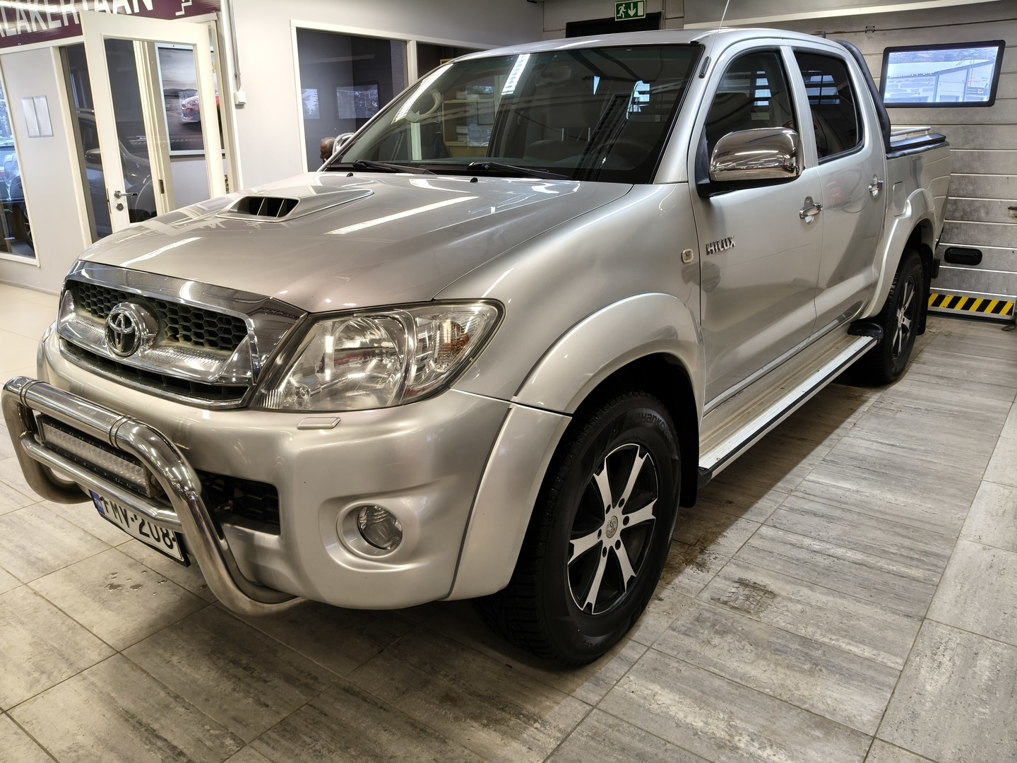 TOYOTA Hilux 3
