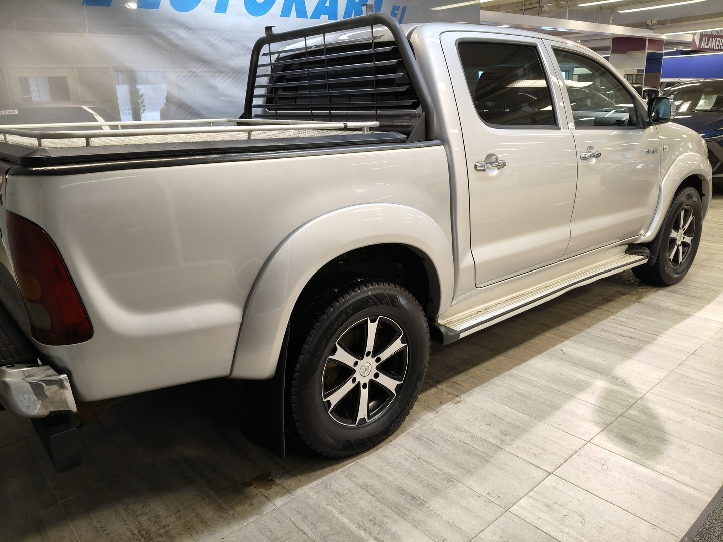 TOYOTA Hilux 6