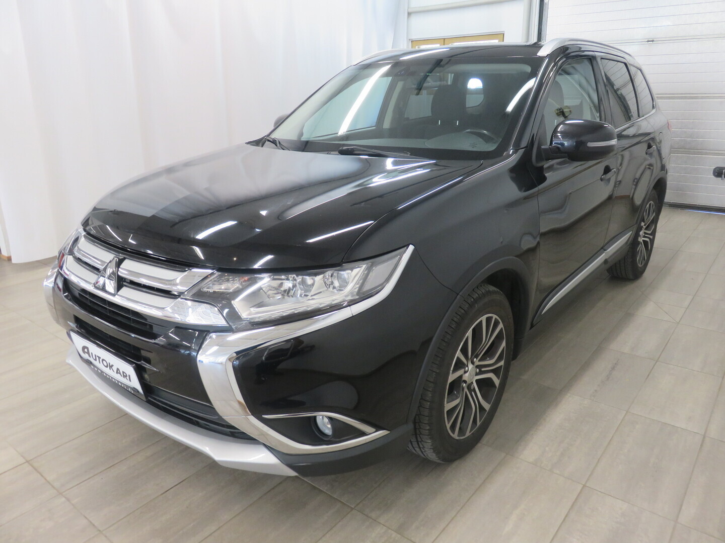 MITSUBISHI Outlander 3
