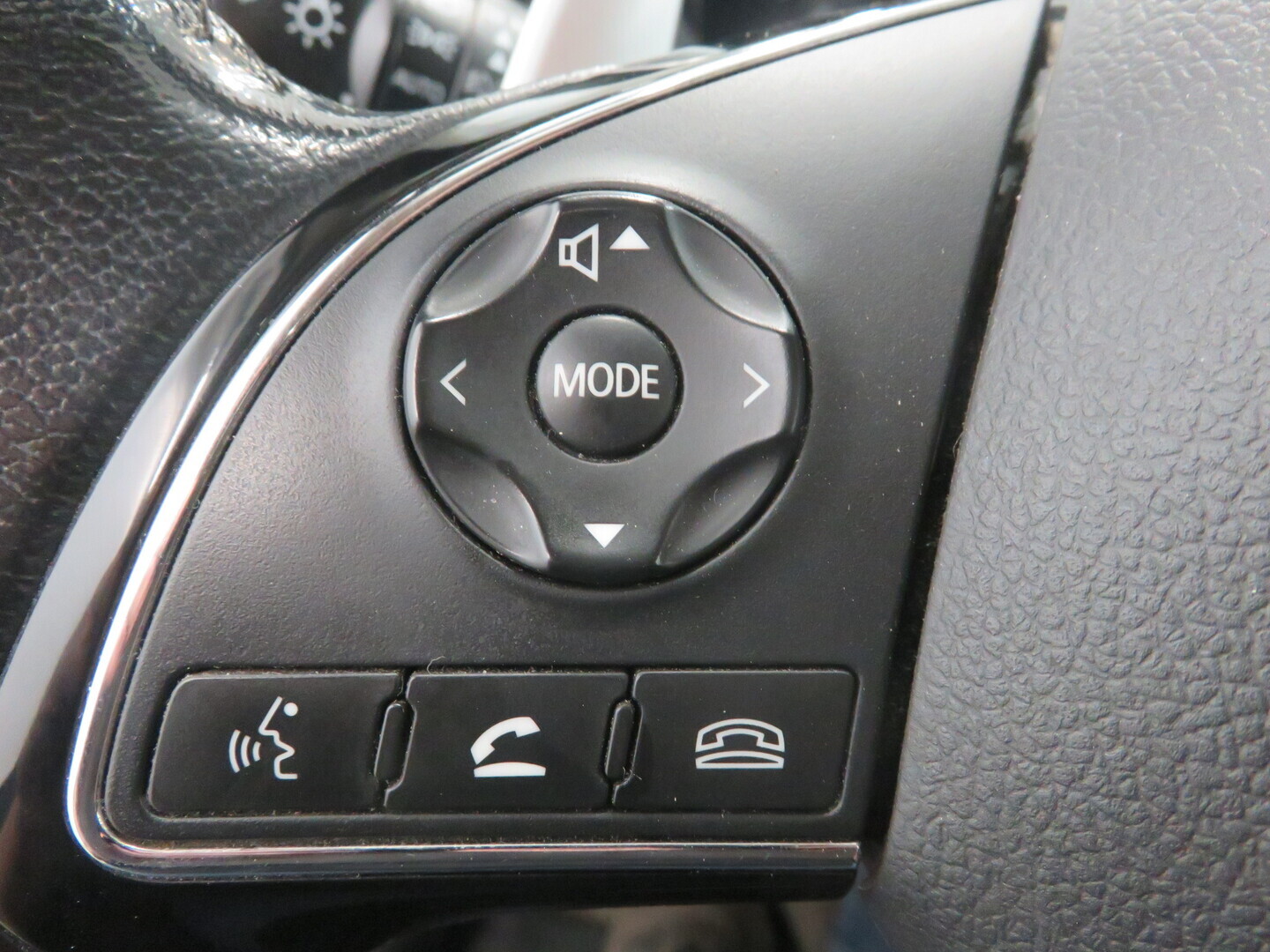 MITSUBISHI Outlander 5
