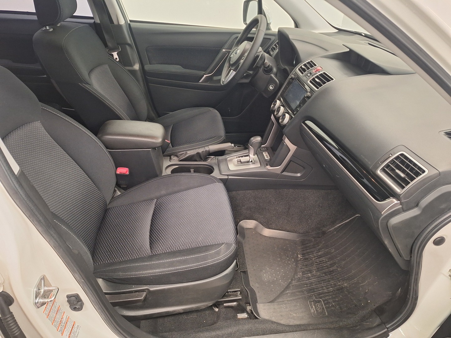 SUBARU Forester 8