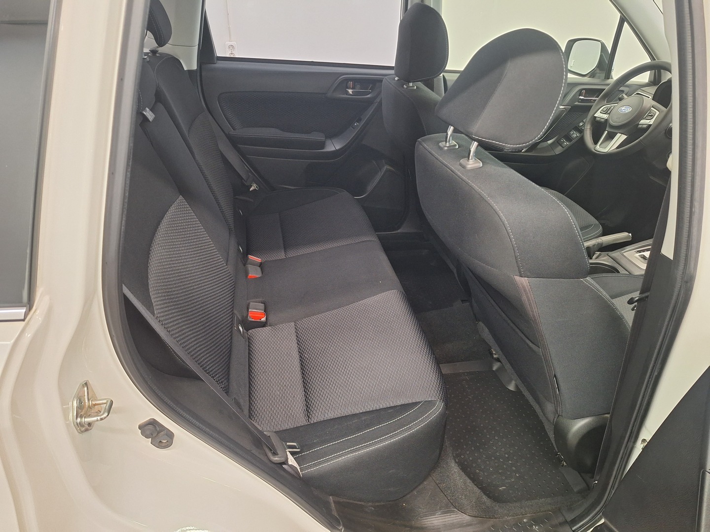 SUBARU Forester 9
