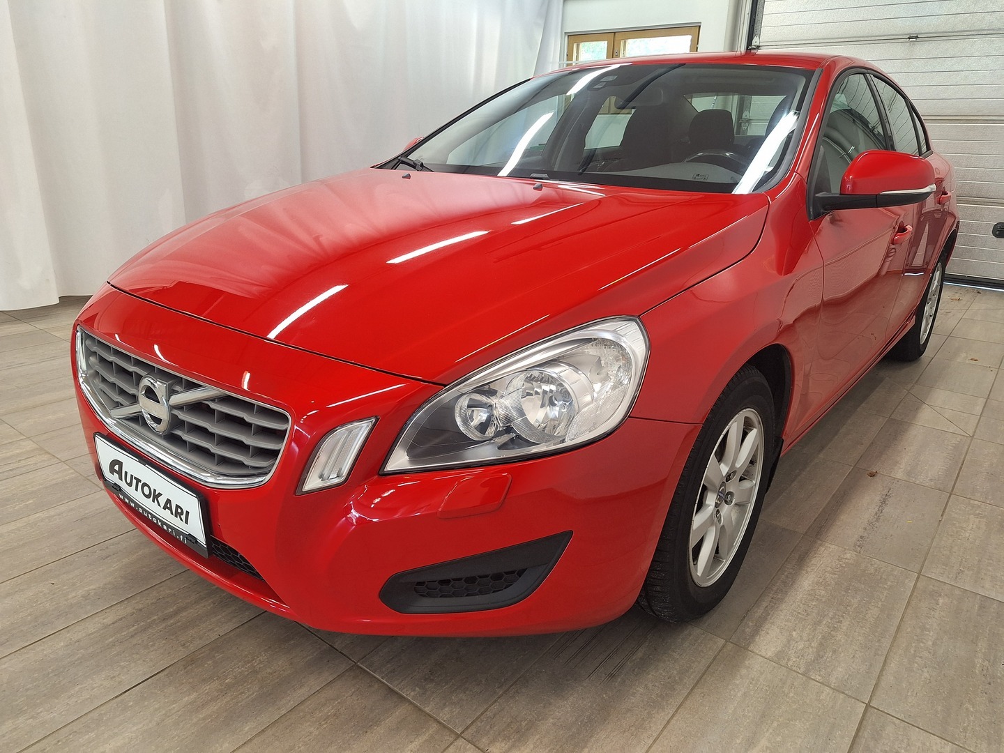 VOLVO S60 2