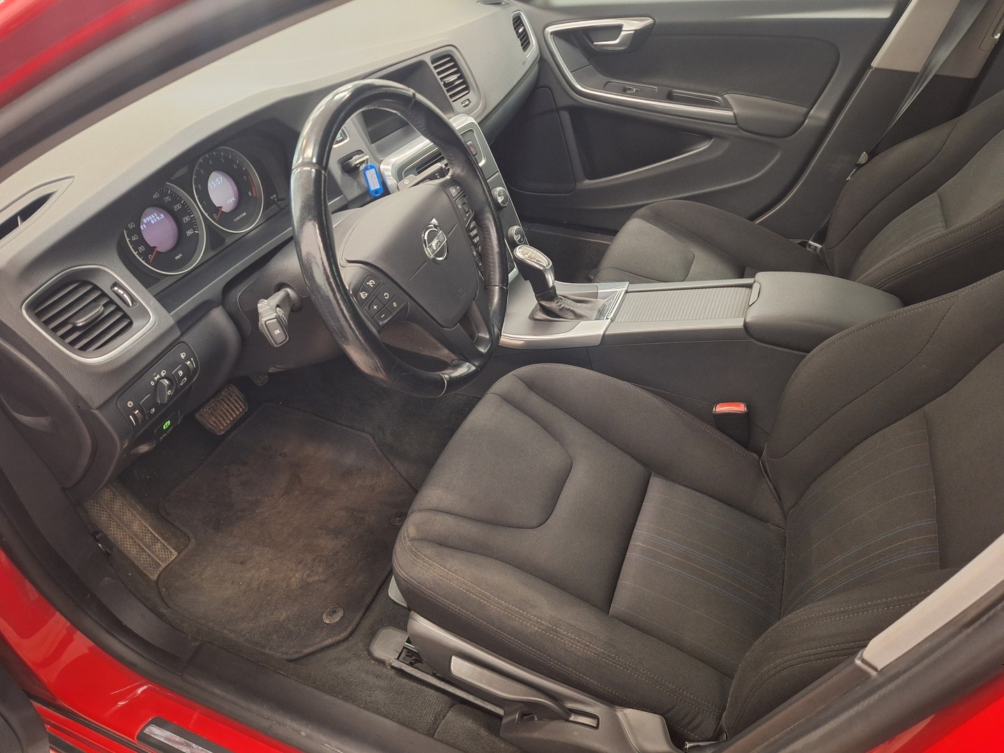 VOLVO S60 6
