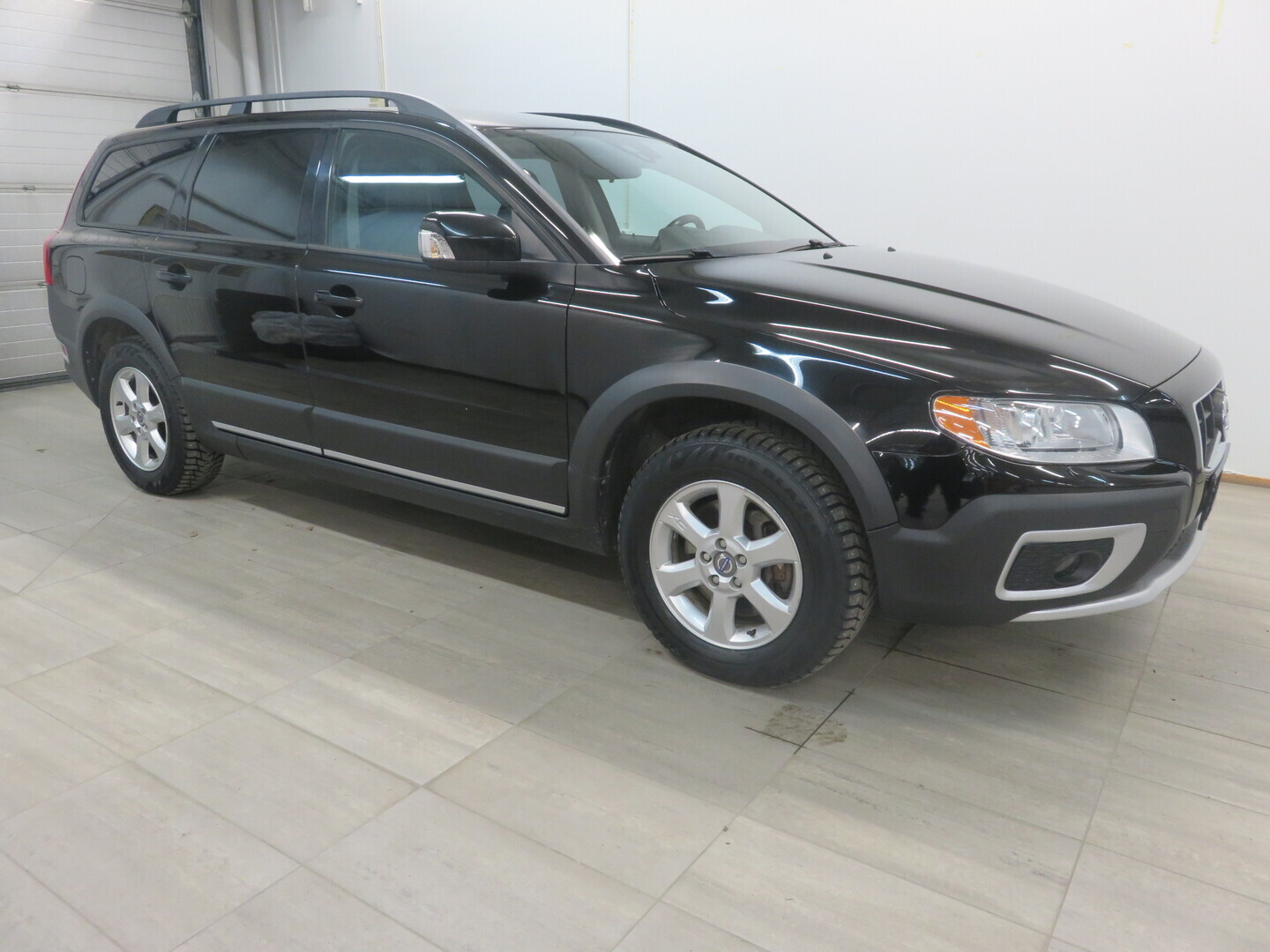 VOLVO XC70 1