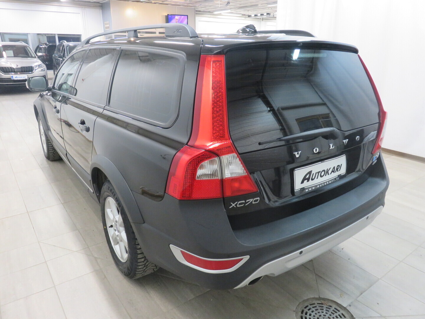 VOLVO XC70 14