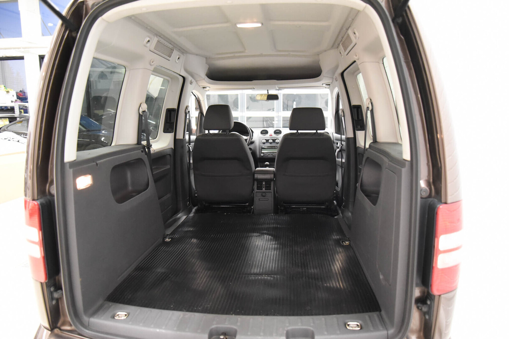 VOLKSWAGEN Caddy 2010