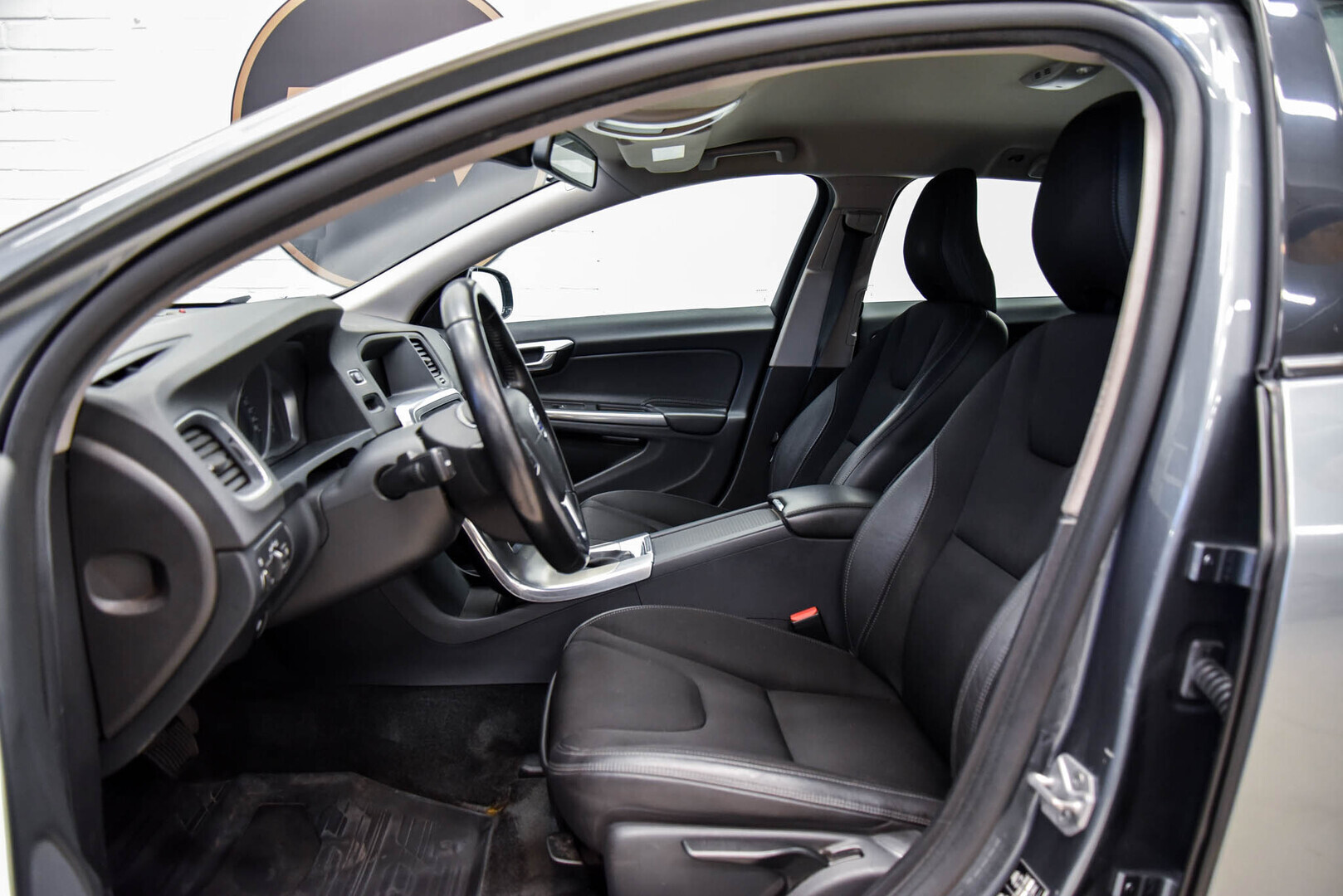 VOLVO V60 Cross Country 2016